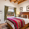 Отель Amor - Historic Adobe in the Heart of The Railyard and Downtown Santa Fe, Hot Tub, фото 19