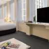 Отель Oaks Melbourne on Collins Suites, фото 15
