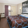 Отель Super 8 by Wyndham Lubbock Civic Center North, фото 4