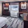 Отель Hampton Inn & Suites Omaha-Downtown, фото 3