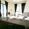 Отель Stylish Apt In Heart Of Marina 5' Walk To Beach, фото 6