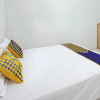 Отель OYO Life 92960 Rumah Kos Kita, фото 12