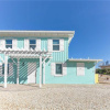 Отель Romantic Beach House As Seen On Hgtv 3 Bedrooms Sleeps 6, фото 1