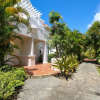 Отель Large Townhouse with Plunge Pool, 3 mins from Beach - Turtle View 2 by BSL Rentals, фото 26