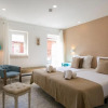 Отель Suites Amalia Guesthouse near to Rossio Square, фото 6