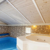 Отель 10 Person Holiday Home in Humble, фото 11