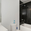 Отель Elite Suites 1 Bedroom Townhouse Condo offered by Short Term Stays, фото 8
