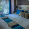 Отель Cherry Lane Self Catering BB - 1 Bedroom Bathroom With Shower for 4 Guests, фото 6