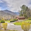Отель Cozy Maggie Valley Cabin, 1 Mi to Tube World!, фото 10