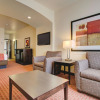 Отель La Quinta Inn & Suites by Wyndham Denver Gateway Park, фото 5