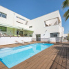 Отель Villa Déjà Vu with stunning sea views, фото 1