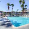 Отель Motel 6 Palm Springs, CA - East - Palm Canyon в Палм-Спрингсе