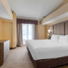 Отель Comfort Suites DFW Airport, фото 5
