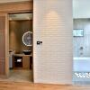 Отель Mehood Lestie Hotel New Century Avenue, фото 1