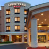 Отель Courtyard By Marriott Farmington в Ньюингтоне