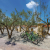 Отель Awesome Home in Trogir With 4 Bedrooms, Jacuzzi and Sauna, фото 22