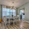Отель Stellar Fort Walton Retreat ~ 2 Mi to Beach!, фото 11