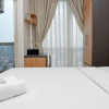 Отель Cozy Living Studio At Menteng Park Apartment, фото 15