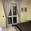 Отель Airport Bedroom House, фото 4