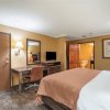 Отель Quality Inn & Suites Ft. Jackson Maingate, фото 17