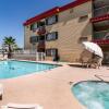 Отель Comfort Suites Red Bluff near I-5, фото 15