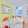 Отель Brighton Getaways - Sunny Cottage, фото 6