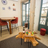 Отель Guest H4U Flores Almada City center, фото 8