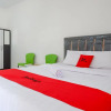 Отель Di Trend Guesthouse by RedDoorz, фото 5