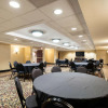 Отель Arlington Court Suites, a Clarion Collection Hotel, фото 14