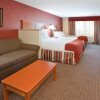 Отель Holiday Inn Express & Suites Loveland, an IHG Hotel, фото 4