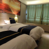 Отель Shell Hotel Dongguan Shipai Town Lifeng Square, фото 7