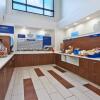 Отель Holiday Inn Express Hotel & Suites Cleveland - Richfield, an IHG Hotel, фото 5