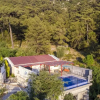 Отель Sleek Villa With Pool Backyard Jacuzzi in Kas, фото 24