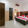 Отель OYO 73731 Hotel Mayur, фото 7