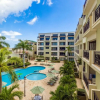 Отель Beautiful 1BR Condo w Large Balcony in Palm Beach, фото 18