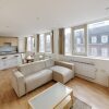 Отель Aircondition 2 beds 2 baths Victoria Station, фото 9