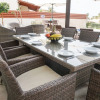 Отель Beach Front Bella Vista - Superb Villa 10 Min Walk To Fig Tree Bay, фото 9