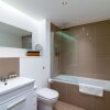 Отель Beautiful Flat For 3 With A Garden In Acton, фото 9