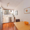 Отель Well-appointed Sunny 2 Bedroom Apartment in Northcote With Parking, Northcote, фото 1