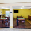 Отель Rodeway Inn & Suites South of Fiesta Park, фото 16