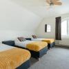 Отель Luxury Group Accommodation for 14 People, фото 5