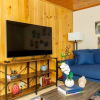 Отель Little Smokys Retreat , 5 Bedroom , Only 10 min to Gatlinburg and Pigeon Forge!, фото 1