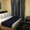 Отель Airport Suites Hotel в Пиарке