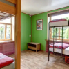 Отель Travellers Beach Hostel, фото 1