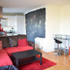 Отель 2 Bedroom Flat in North East London Sleeps 6, фото 2