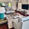 Отель Beautiful 4-bed House With Stunning sea Views, фото 8