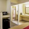 Отель Econo Lodge Inn & Suites, фото 6