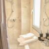 Отель Appartement - Le Petit Avignonnais Magnanens Intramuros, фото 9