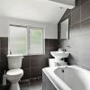 Отель Fantastic 4Bd House In The Heart Of Mitcham, фото 11