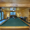 Отель Homespun Hospitality by Heritage Cabin Rentals, фото 1